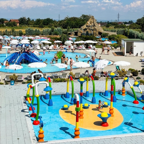 último caso de la compañía sobre Parque acuático de Kosovo Peje