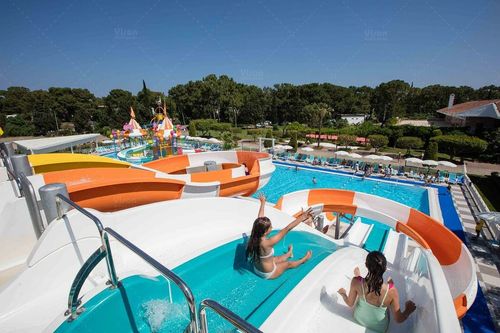 último caso de la compañía sobre Parque acuático del hotel