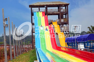 Toboganes acuáticos de encargo del arco iris de Waterpark para el juego del agua de la familia