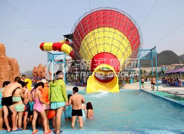 Adulto estupendo del tornado de la fibra de vidrio del parque del agua, altura de la plataforma de los toboganes acuáticos el 14.6m de los niños