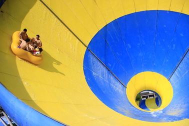 La aguamarina parquea el equipo, tobogán acuático colorido de la fibra de vidrio para la aguamarina gigante parquea/diapositiva modificada para requisitos particulares del parque del agua