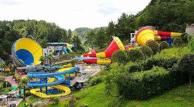 La aguamarina parquea el equipo, tobogán acuático colorido de la fibra de vidrio para la aguamarina gigante parquea/diapositiva modificada para requisitos particulares del parque del agua