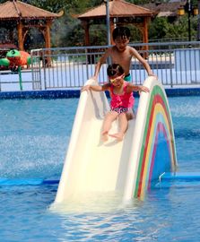 Aguamarina de los toboganes acuáticos 3 de los niños modificados para requisitos particulares de los jinetes parquea el equipo, rosado/naranja/azul