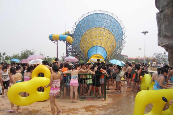El mejor tobogán acuático de la fibra de vidrio de la diversión de la calidad para el parque del agua de la aventura en China