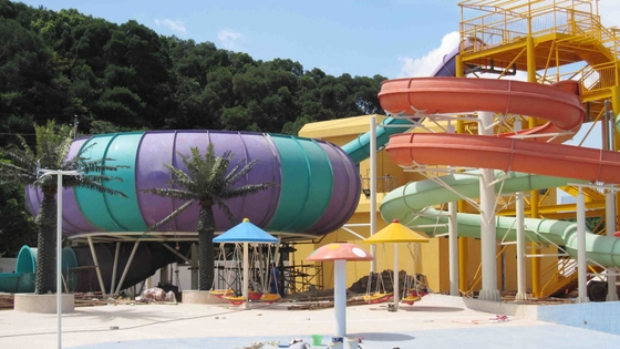 El agua interior divertida parquea la plataforma el 13.5m del equipo del parque temático