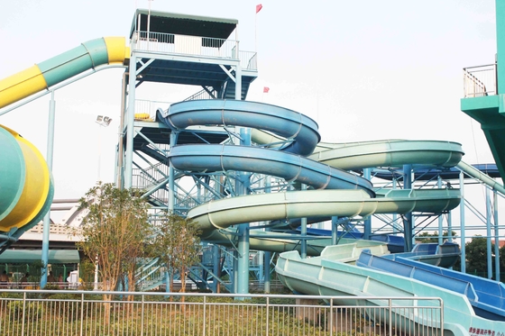 Hotel gigante local de los toboganes acuáticos de encargo del parque del agua para las vacaciones