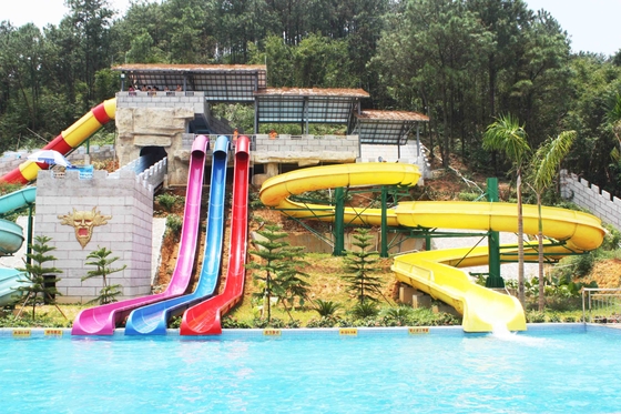 Toboganes acuáticos de encargo adultos, equipo galvanizado del parque del agua del acero de carbono