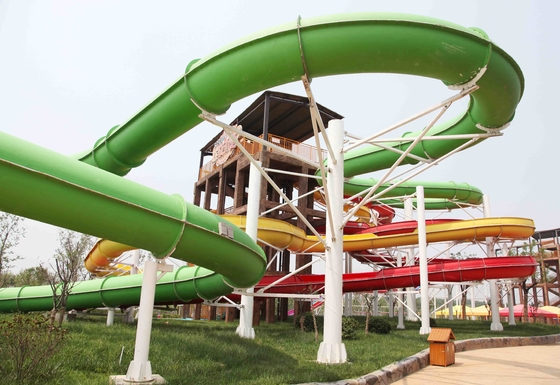 Toboganes acuáticos espirales de encargo de la venta caliente para el parque del agua de la aguamarina en China