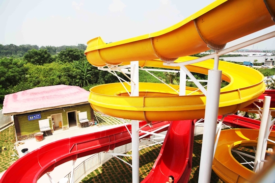 El parque modificado para requisitos particulares de la aguamarina de la familia desliza el tobogán acuático al aire libre de la fibra de vidrio para el parque de atracciones