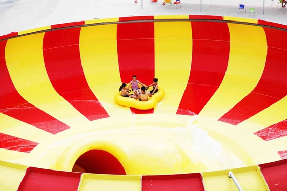 La aguamarina gigante de la diversión de la plataforma parquea los toboganes acuáticos/el equipo de encargo del patio del agua