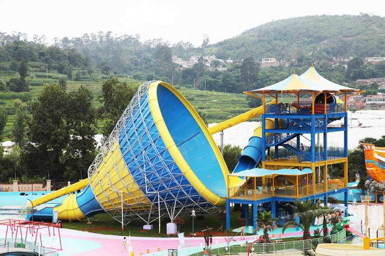 Los toboganes acuáticos modificados para requisitos particulares de la fibra de vidrio para la familia/la aguamarina juegan el parque del agua
