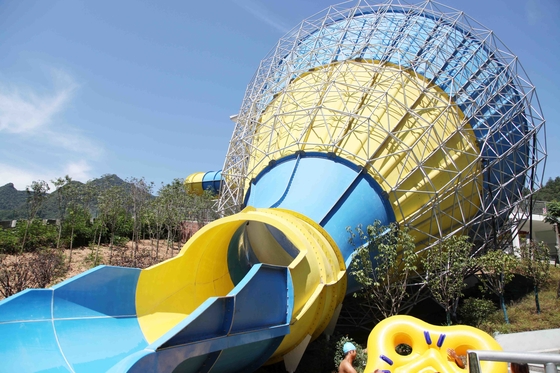 Los toboganes acuáticos modificados para requisitos particulares de la fibra de vidrio para la familia/la aguamarina juegan el parque del agua