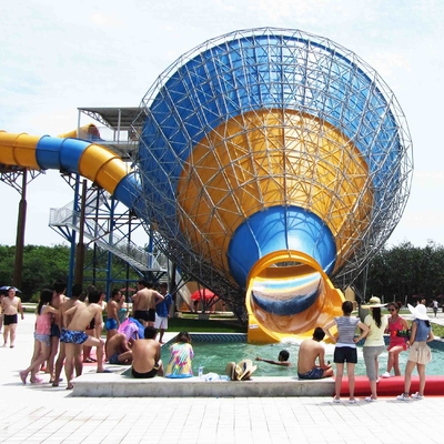Los pequeños toboganes acuáticos de la fibra de vidrio para la interacción de la familia en niños riegan el patio para el parque del agua