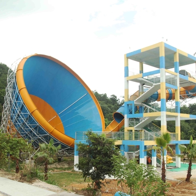 Los toboganes acuáticos gigantes de la fibra de vidrio del parque del agua galvanizaron el apoyo del acero de carbono