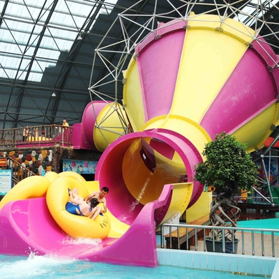 Diapositiva del juego interior del agua de la fibra de vidrio de Comercial pequeñas/agua del paseo 100m3/Hr del parque del agua