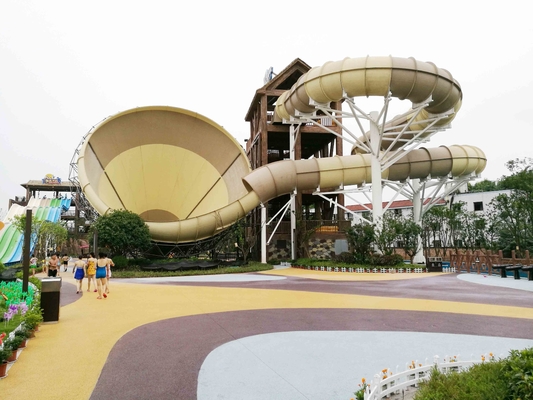 Tobogán acuático comercial de la familia de la fibra de vidrio del tornado para el parque del agua, espacio de los 42*70m