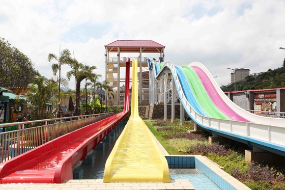 Toboganes acuáticos comerciales para los niños, equipo al aire libre del patio para el parque del agua