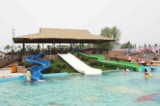 FRP embroma el tobogán acuático de Combinaton por el cuerpo o la balsa para la construcción al aire libre del parque del agua