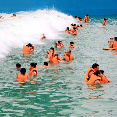Máquina popular modificada para requisitos particulares de la piscina de la onda del parque del agua para el parque grande del agua