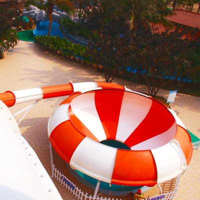 El parque temático resbala el equipo del patio del agua del mundo del agua del cuenco del espacio para los centros turísticos/hotel