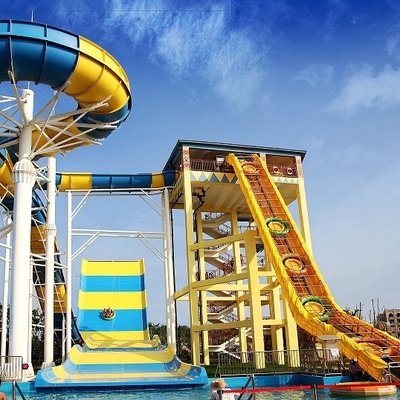 Tobogán acuático gigante de la fibra de vidrio del bumerán de Outdside para 6 persona, altura el 18.75M de la torre del parque del agua