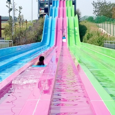 Multi - toboganes acuáticos de encargo del arco iris de los carriles para el material de la fibra de vidrio del parque de la aguamarina