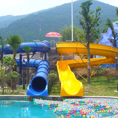 La fibra de vidrio de encargo de la combinación embroma los toboganes acuáticos para el parque del agua del tema