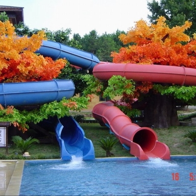 Toboganes acuáticos de la fibra de vidrio para el equipo de la piscina para el juego del agua de los niños para el parque del agua de los niños