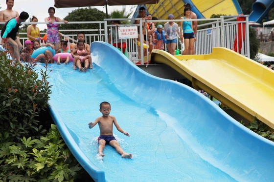 Mini diapositiva de la piscina de la fibra de vidrio del equipo del parque del agua para el patio de los niños