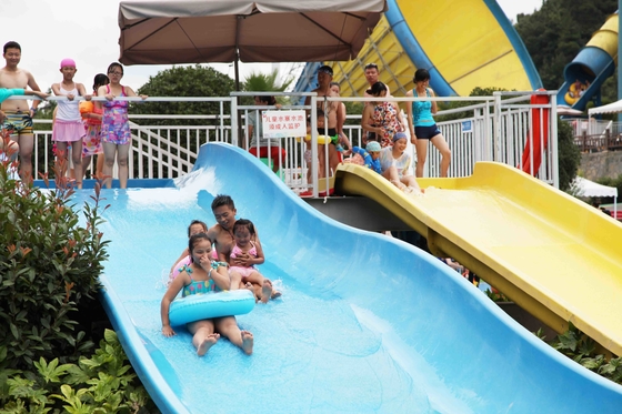 Toboganes acuáticos comerciales de la fibra de vidrio del equipo del parque del agua para la piscina