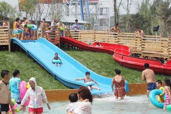 Los toboganes acuáticos de los niños atractivos, diapositiva de la piscina de la fibra de vidrio del equipo del juego de la aguamarina