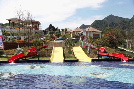 Customiazed embroma el tobogán acuático de la diversión para el equipo del parque del agua/del parque del agua de la fibra de vidrio