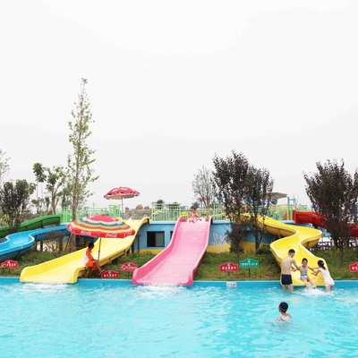 Los toboganes acuáticos de los niños del equipo del parque del agua modificados para requisitos particulares para los niños