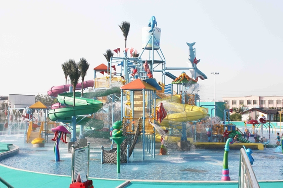 Juegos del parque de la aguamarina de la casa del agua de la fibra de vidrio de Gaint con el tobogán acuático para la diversión de la familia
