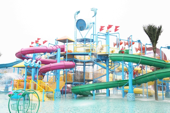 Juegos del parque de la aguamarina de la casa del agua de la fibra de vidrio de Gaint con el tobogán acuático para la diversión de la familia