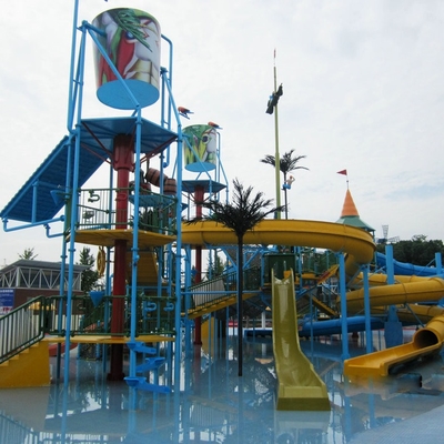 Parque al aire libre del agua del patio de los juegos del agua, casa grande del agua para el OEM de 100 jinetes