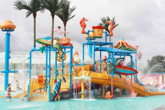 Equipo interactivo de la casa del agua de la fibra de vidrio/del patio del niño de la diapositiva para los jinetes/tiempo del parque 150 del agua