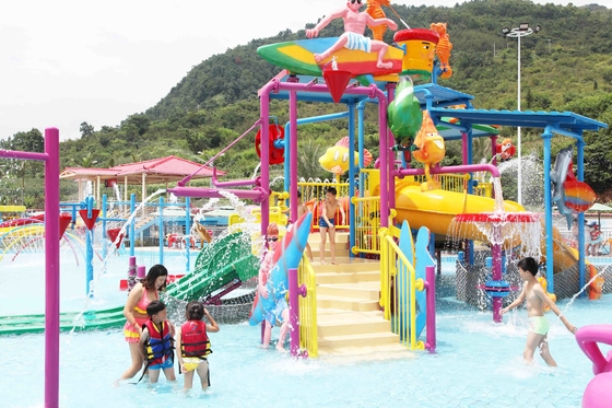 La aguamarina interior/al aire libre modificada para requisitos particulares parquea la casa del agua de los niños del equipo para la interacción de la familia