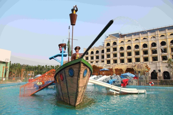 La aguamarina del corsario juega el equipo del parque del agua/el barco pirata grande de la fibra de vidrio del centro vacacional