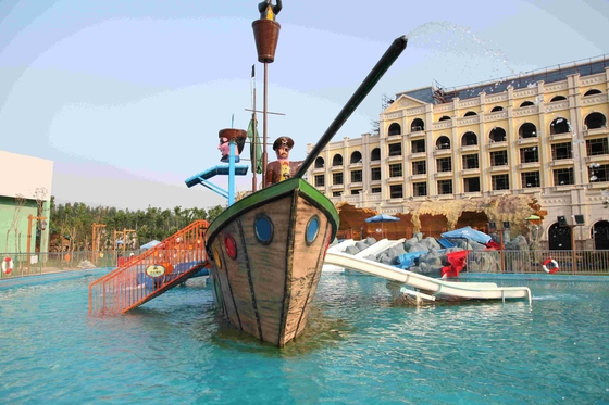 La aguamarina del corsario juega el equipo del parque del agua/el barco pirata grande de la fibra de vidrio del centro vacacional