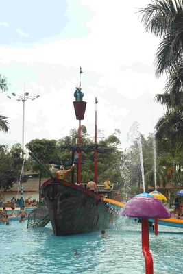 Barco pirata modificado para requisitos particulares de la fibra de vidrio del equipo del parque de la aguamarina, sistemas al aire libre del patio