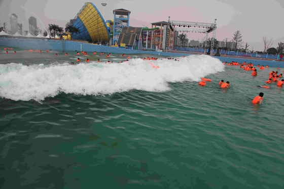 Casa artificial tsunami océano olas de agua piscina parque con olas de surf vacío de 3 metros de altura