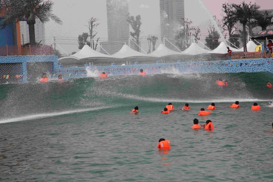 Equipo de la piscina de la onda del parque de la aguamarina, máquina de la onda de Waterpark para la diversión de la familia