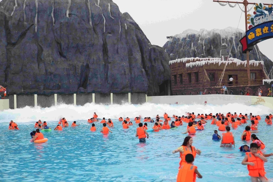 Equipo de la piscina de la onda del parque del agua de la familia, máquina de los productos del parque de la aguamarina de la fibra de vidrio