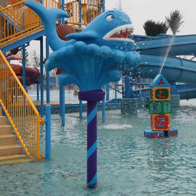Juego para los niños, equipo del agua del espray del parque de la aguamarina de la fibra de vidrio del estilo de la historieta para la venta