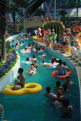 Parque del agua de río de los centros vacacionales al aire libre/equipo perezosos de Waterpark de la fibra de vidrio modificado para requisitos particulares