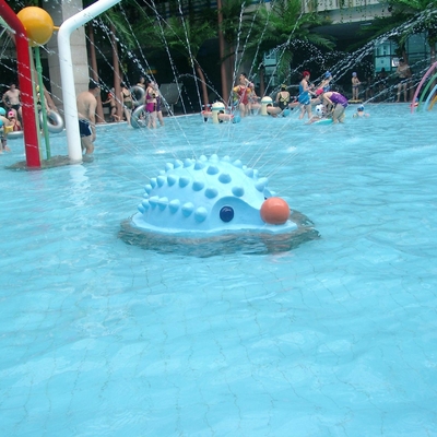 Diversión del juego de la aguamarina del espray del erizo del equipo del patio del agua de la fibra de vidrio para los niños