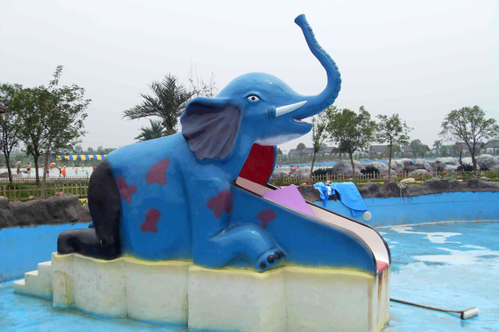 La piscina de agua formada historieta de la fibra de vidrio resbala para el mini parque del agua de los niños