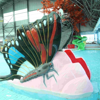 La piscina de agua interior de los niños del equipo del patio del agua resbala la fibra de vidrio de la mariposa