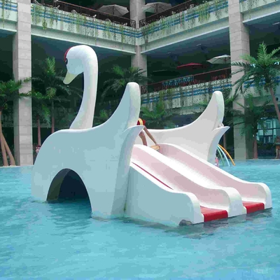 Cisne del equipo del parque del agua el pequeño embroma el tobogán acuático, diapositivas de la piscina de agua de la fibra de vidrio para los niños